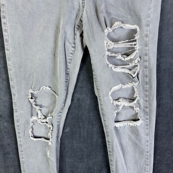 American Eagle Outfitters High Rise Skinny Gray Jeans w/ Distressed Design Sz 8 - Picture 4 of 13